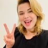 hollylandrews